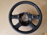 Audi A4 (B8) - anno 2010 - Rivestimento volante in vera pelle >>>>> - Panoramica del volante. (DOPO)