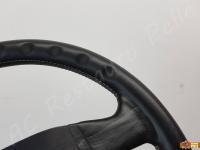 Ferrari 308 GTSi quattrovalvole - anno 1984 - Restauro di sedili e volante e pulizia dell’interno - Parte posteriore del volante. (DOPO)