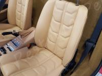 Ferrari 308 GTSi quattrovalvole - anno 1984 - Restauro di sedili e volante e pulizia dell’interno - Panoramica posto di guida. (DOPO)