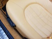 Maserati 4200GT Spyder CambioCorsa - anno 2003 - Restauro completo dell’interno - Dettaglio del fianchetto sinistro della seduta. (DOPO)
