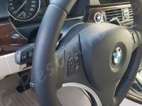 BMW 335d E92 - anno 2010 - Restauro sedili, volante e lavaggio abitacolo. - Particolare dell'impugnatura sinistra. (DOPO)