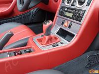 Mercedes Benz SLK 200 Kompressor - anno 2002 - Restauro completo degli interni - Parte destra della parte bassa della console centrale. (DOPO)