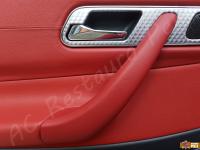 Mercedes Benz SLK 200 Kompressor - anno 2002 - Restauro completo degli interni - La maniglia della portiera di guida. (DOPO)