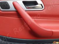 Mercedes Benz SLK 200 Kompressor - anno 2002 - Restauro completo degli interni - Maniglia portiera del passeggero. (DOPO)