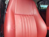Alfa Romeo 147 - anno 2006 - Restauro volante e trattamento interno in pelle  - Particolare schienale passeggero. (DOPO)