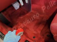 Ferrari 599 GTB - Lavaggio completo dell’interno con trattamento ammorbidente - Lavaggio moquette lato guida. (DURANTE)