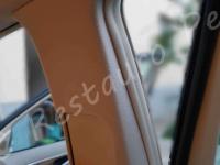Mercedes classe E 320CDI (W211) - anno 2006 - Restauro completo interno in pelle  - Dettaglio del tessuto dei montanti centrali. (DOPO)