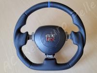 Nissan GT-R - anno 2011 - Rivestimento e personalizzazione volante - Panoramica del volante. (DOPO)
