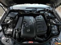 Mercedes classe E 320CDI (W211) - anno 2006 - Restauro completo interno in pelle  - Il vano motore. (DOPO)