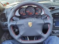 Porsche Boxster 986 - anno 1999 - Rivestimento e personalizzazione volante - Il volante montato sull'auto. (-)