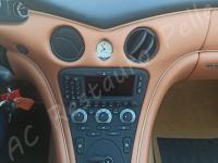 Maserati 4200GT – Restauro dei pulsanti soft touch retroilluminati >>>> - La consolle centrale dopo il nostro intervento. (-)