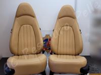 Maserati 4200GT – Restauro completo dell’interno: pelle e plastiche. - Panoramica dei sedili anteriori. (DOPO)