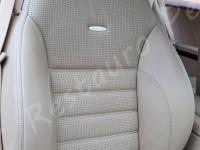 Mercedes CL63 AMG – Lavaggio e igienizzazione di tutto l'abitacolo e restauro pulsanti appiccicosi - Particolare schienale passeggero. (DOPO)