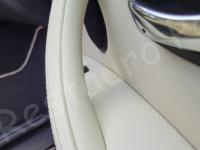 BMW 330 cabrio Individual - Restauro completo dell’interno  >>>>> - Dettaglio maniglia pannello porta passeggero. (DOPO)
