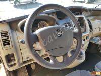 Opel Vivaro – anno 2011 – Rivestimento volante in vera pelle con personalizzazione - Il volante montato.  (DOPO)