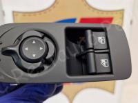 Alfa Romeo 4C – Restauro plastica appiccicosa >>>>>>>>>>>>>>>>>>>> - Il pezzo nel nostro laboratorio. (DOPO)