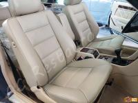 Mercedes E200 cabrio (A124) - anno 1995 - Restauro completo interno in pelle - Panoramica dell'abitacolo lato passeggero. (DOPO)