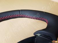 Honda S2000 - anno 1998 – Rivestimento volante e cuffia cambio in vera pelle con personalizzazione - Particolare delle cuciture. (DOPO)
