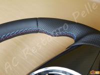 BMW serie 3 Msport (E46) - anno 2003 – Rivestimento volante in vera pelle con personalizzazione - Dettaglio delle cuciture. (DOPO)