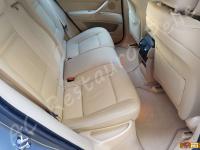 BMW X6 (E71) - anno 2010 - Pulizia interno in pelle e piccoli restauri  >>>>> - Panoramica del divano posteriore. (DOPO)