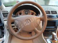 Mercedes classe E 320CDI (W211) - anno 2006 - Restauro completo interno in pelle  - Le condizioni del volante erano critiche e necessitavano assolutamente di un nuovo rivestimento.  (DOPO)