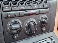 Ferrari 575M Maranello – Restauro plastiche appiccicose  >>>>>>>>>>>> - La consolle centrale con il climatizzatore e i pulsanti dei comandi secondari. (DOPO)