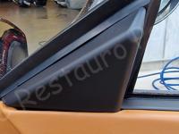 Ferrari 575M Maranello – Restauro plastiche appiccicose  >>>>>>>>>>>> - Uno dei due triangoli alla base dei finestrini anteriori. (DOPO)