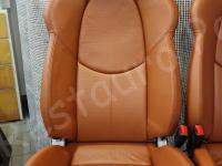 Porsche Cayman S – Restauro completo interno (pelle e plastiche) >>> - Il sedile passeggero nel mio laboratorio. (DOPO)