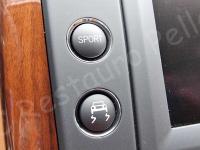 Maserati Quattroporte – Restauro completo delle plastiche e del cielo >>> - I pulsanti intorno allo schermo del navigatore. (DOPO)