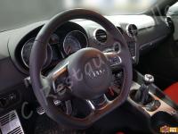 AUDI TT-S (Mk2) - anno 2010 - Rivestimento volante in vera pelle con personalizzazione  - Il volante montato sull'auto. 02 (DOPO)