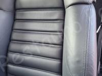 Ferrari 360 Modena – Restauro completo degli interni (pelle e plastiche)  - Dettaglio dello schienale e del fianchetto sinistro. (DOPO)