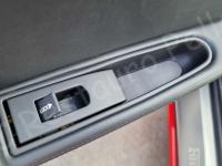 Ferrari 360 Modena – Restauro completo degli interni (pelle e plastiche)  - La maniglia apriporta. (DOPO)