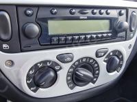 Ferrari 360 Modena – Restauro completo degli interni (pelle e plastiche)  - La consolle centrale. (DOPO)