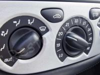 Ferrari 360 Modena – Restauro completo degli interni (pelle e plastiche)  - Il climatizzatore. (DOPO)