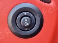 Maserati Granturismo – Restauro completo delle plastiche appiccicose - Il comando dei retrovisori elettrici. (DOPO)