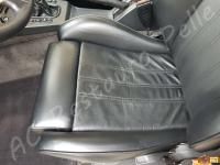 BMW M535i (E28) - anno 1985 - Restauro completo dell’interno in pelle - Particolare della seduta lato guida. (DOPO)