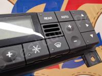 Maserati Quattroporte S – Restauro completo delle plastiche appiccicose - Dettagli. (DOPO)