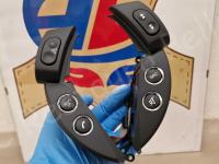 Maserati Quattroporte S – Restauro completo delle plastiche appiccicose - I comandi al volante. (DOPO)