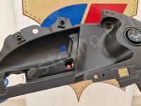 Maserati Quattroporte S – Restauro completo delle plastiche appiccicose - Portiera posteriore sinistra. (DOPO)