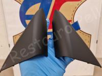 Maserati Quattroporte S – Restauro completo delle plastiche appiccicose - I triangoli alla base dei finestrini anteriori. (DOPO)