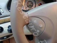 Mercedes classe E 320CDI (W211) - anno 2006 - Restauro completo interno in pelle  - Particolare della corona del volante veramente molto rovinata. (DOPO)