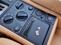 Ferrari F355 – Restauro completo delle plastiche e della pelle >>>>>>>>> - I comandi sul tunnel centrale. (DOPO)
