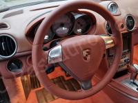 Porsche Boxster S 987 – Restauro completo dell’interno (pelle e plastiche) - Panoramica del volante. (DOPO)