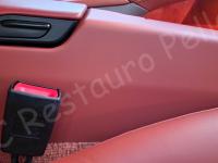 Porsche Boxster S 987 – Restauro completo dell’interno (pelle e plastiche) - Dettaglio del tunnel centrale. (DOPO)