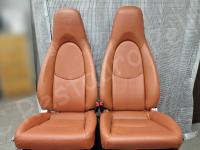 Porsche Boxster S 987 – Restauro completo dell’interno (pelle e plastiche) - Panoramica dei sedili. (DOPO)