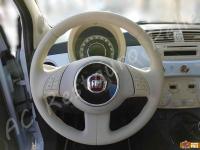 Fiat 500 - anno 2009 - Rivestimento volante e pomello cambio in vera pelle - Panoramica del volante. (DOPO)