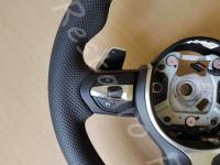BMW serie 3 M-sport (F30) - anno 2014 - Rivestimento volante in vera pelle - Dettaglio impugnatura sinistra. (DOPO)