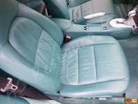 Porsche 911 Carrera 4 (996) - anno 1999 - Restauro completo dell’interno in pelle e della radica - Particolare del sedile passeggero. (DOPO)