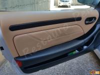 Maserati 4200GT Spyder CambioCorsa - anno 2003 - Restauro completo dell’interno - Il pannello porta lato guida. (PRIMA)