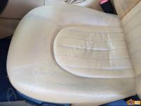 Maserati 4200GT Spyder CambioCorsa - anno 2003 - Restauro completo dell’interno - Particolare della seduta di guida. (PRIMA)